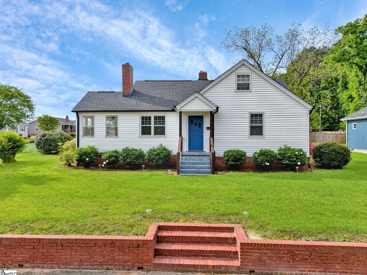 201 Pine Street