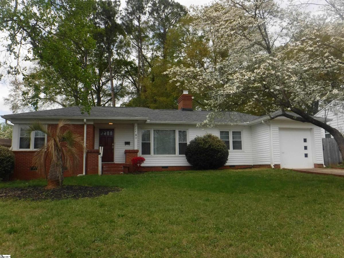 222 Woodview Avenue