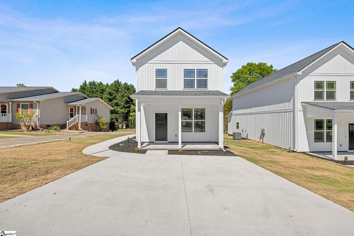 205 wildwood Drive