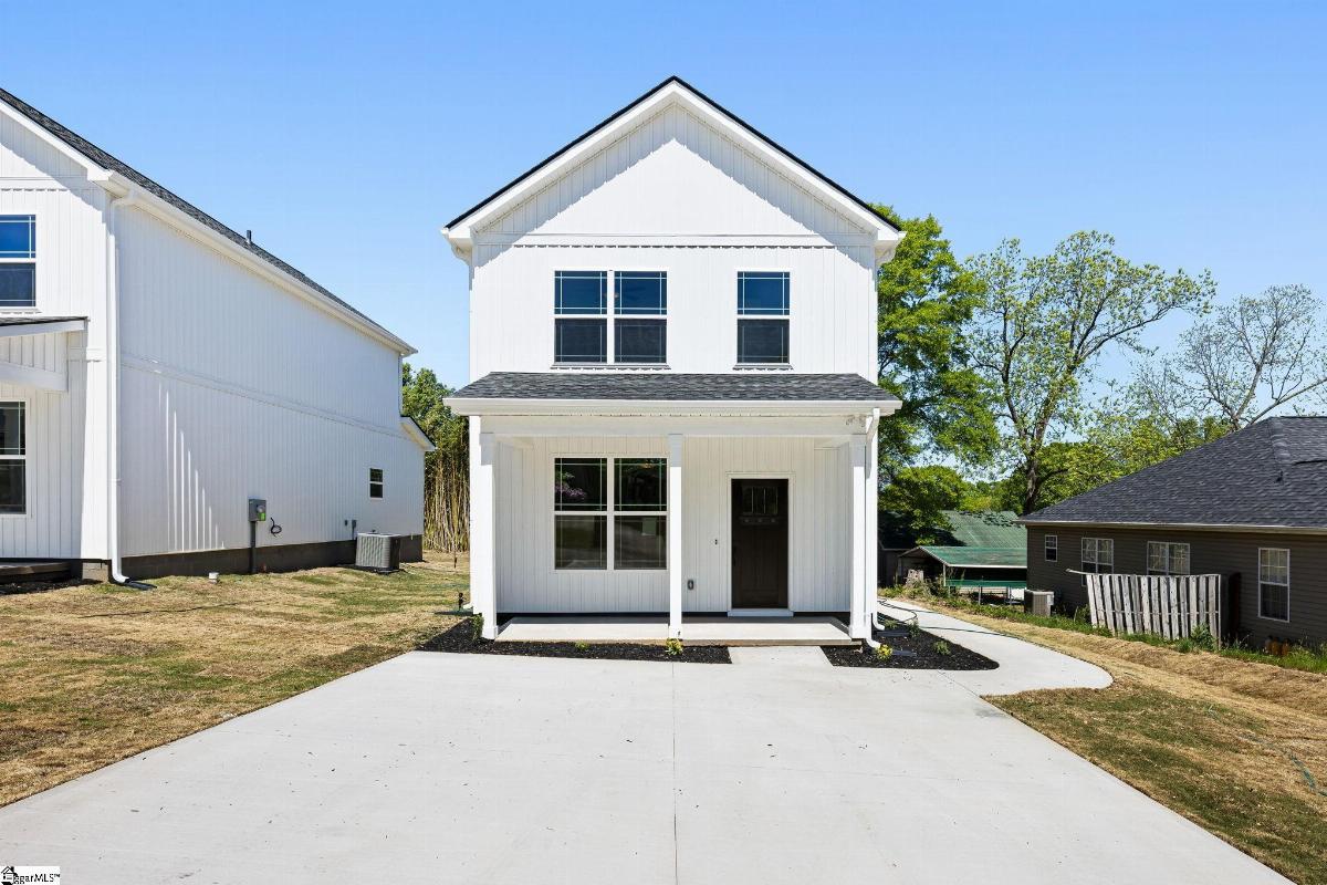 207 Wildwood Drive