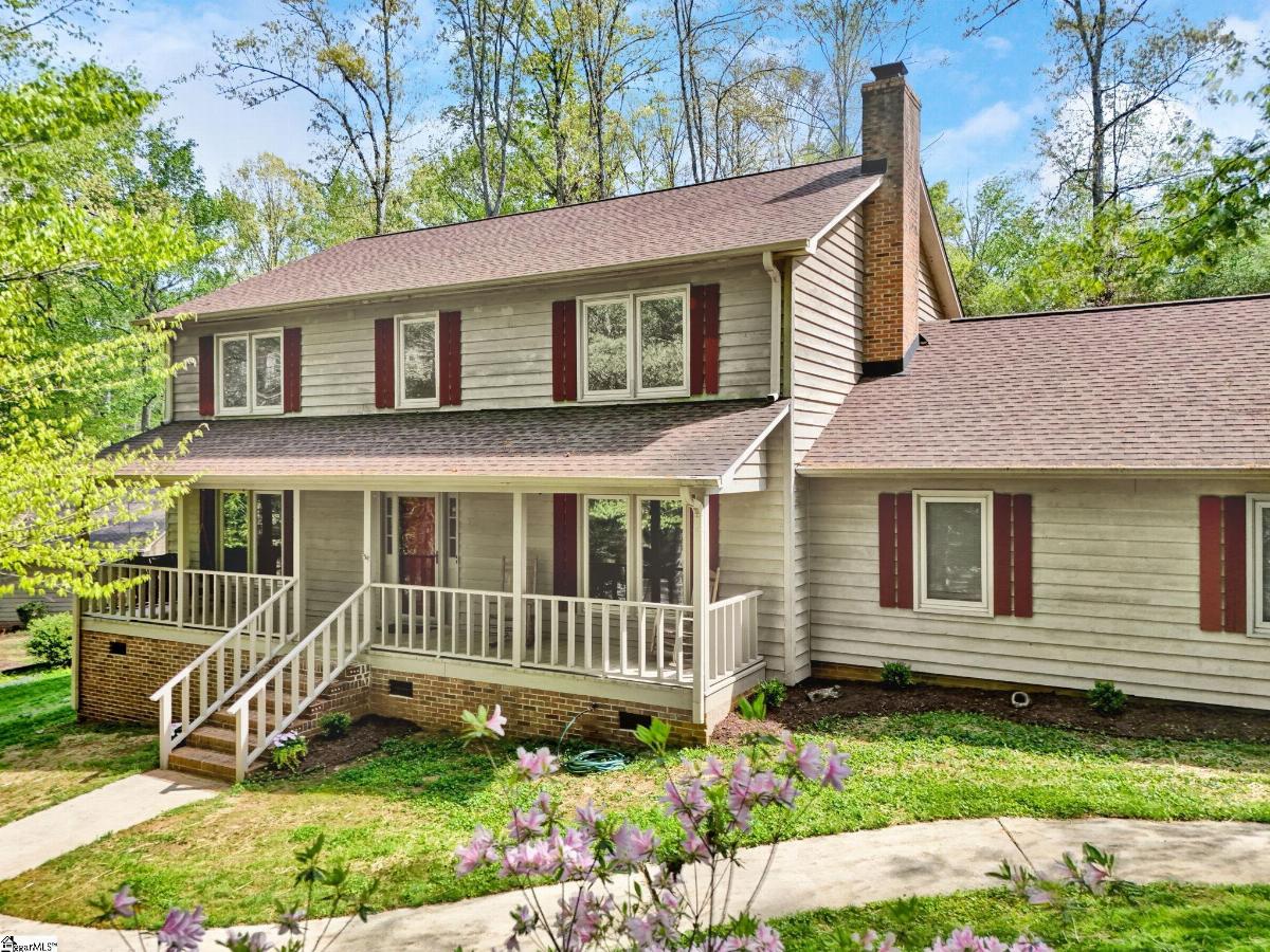 108 Oakfern Court