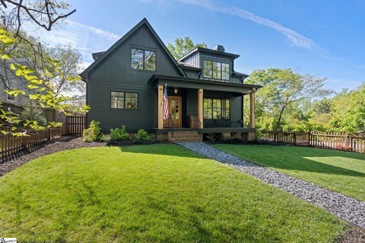 119 Columbia Circle