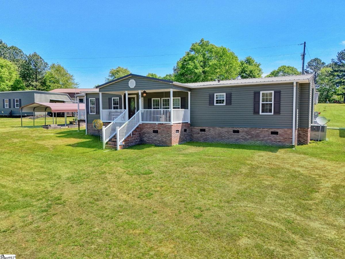 82 LAREDO Drive