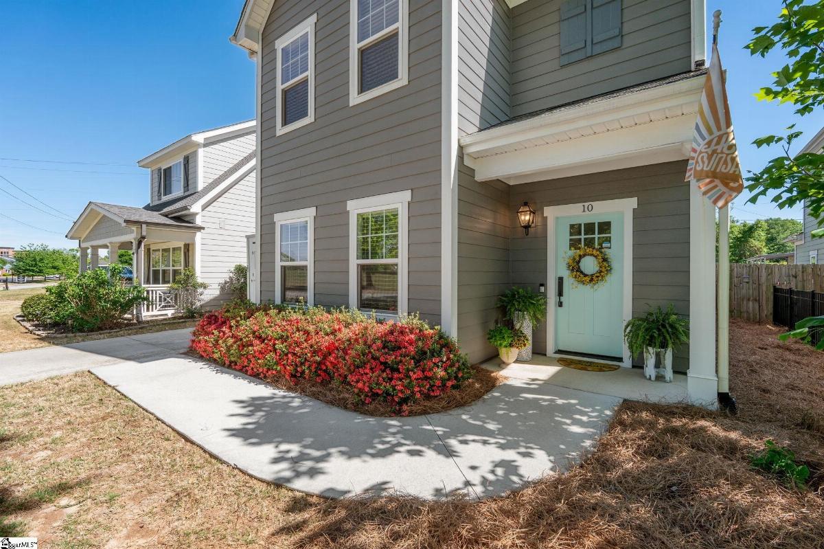 10 Dorsey Boulevard
