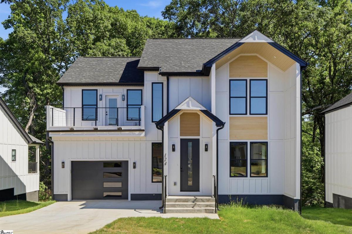 124 Lyman Avenue