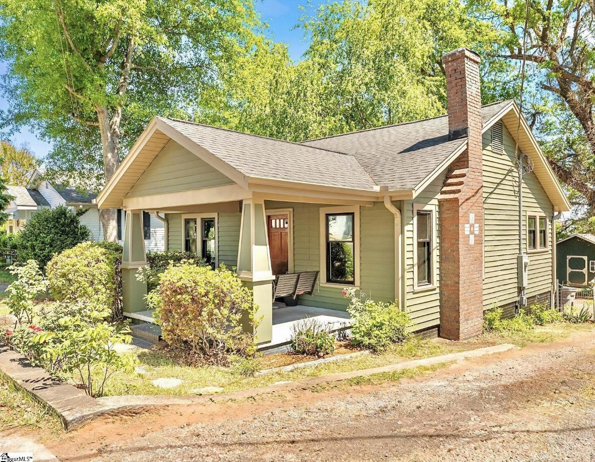 806 Perry Road