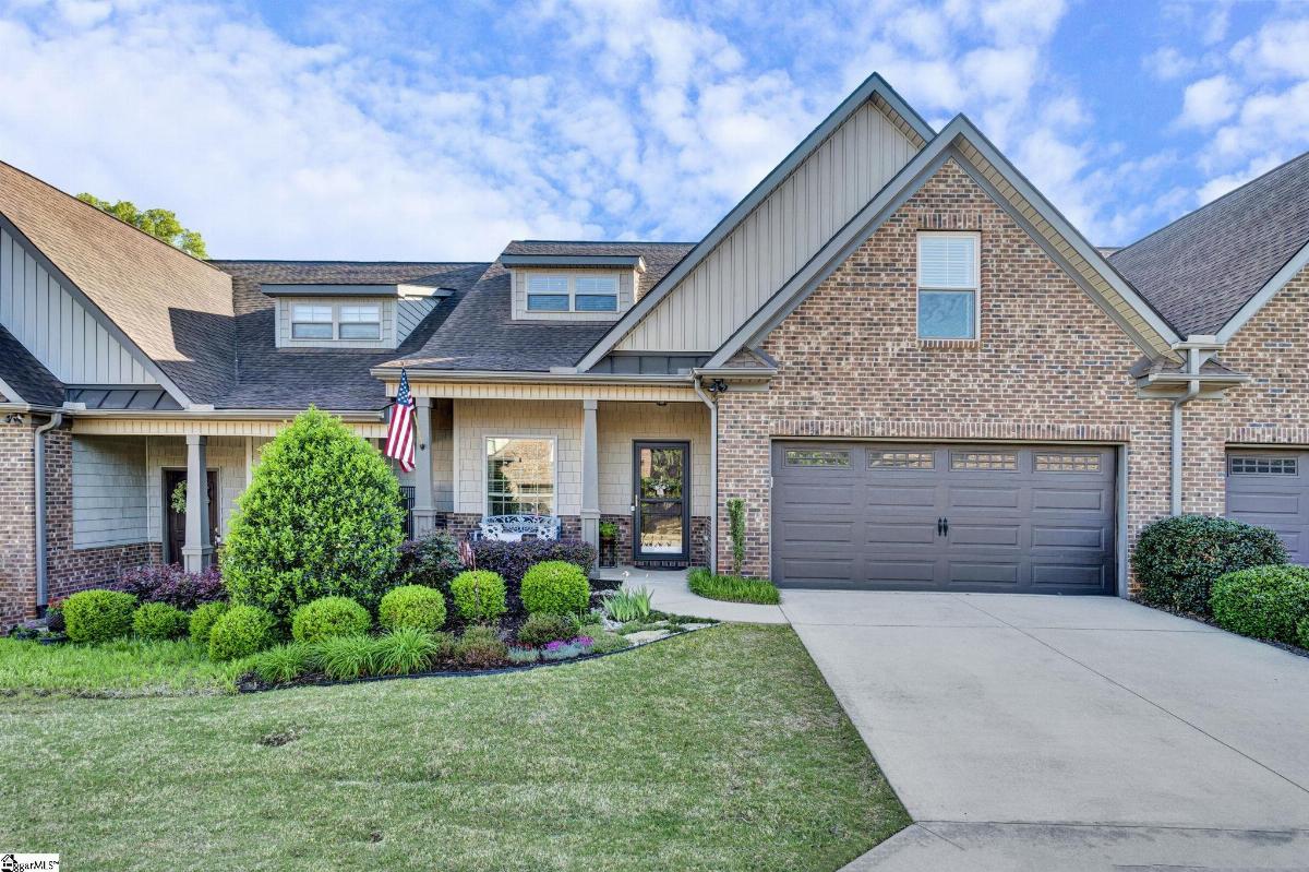 819 ASHETON COMMONS Lane
