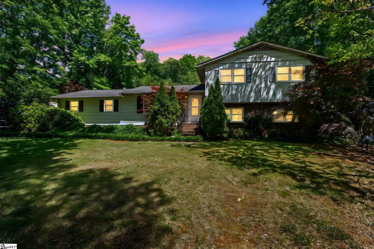 200 Fruit Mountain Road