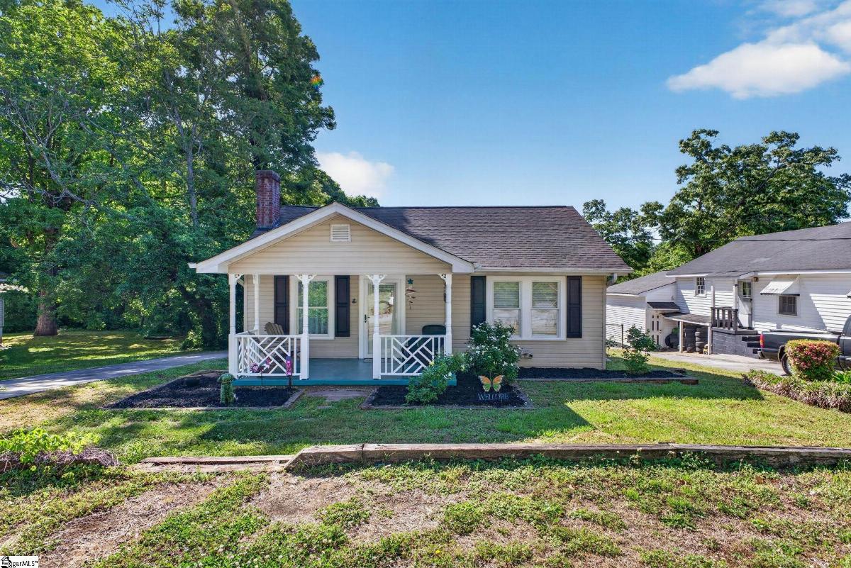 104 Buddin Street
