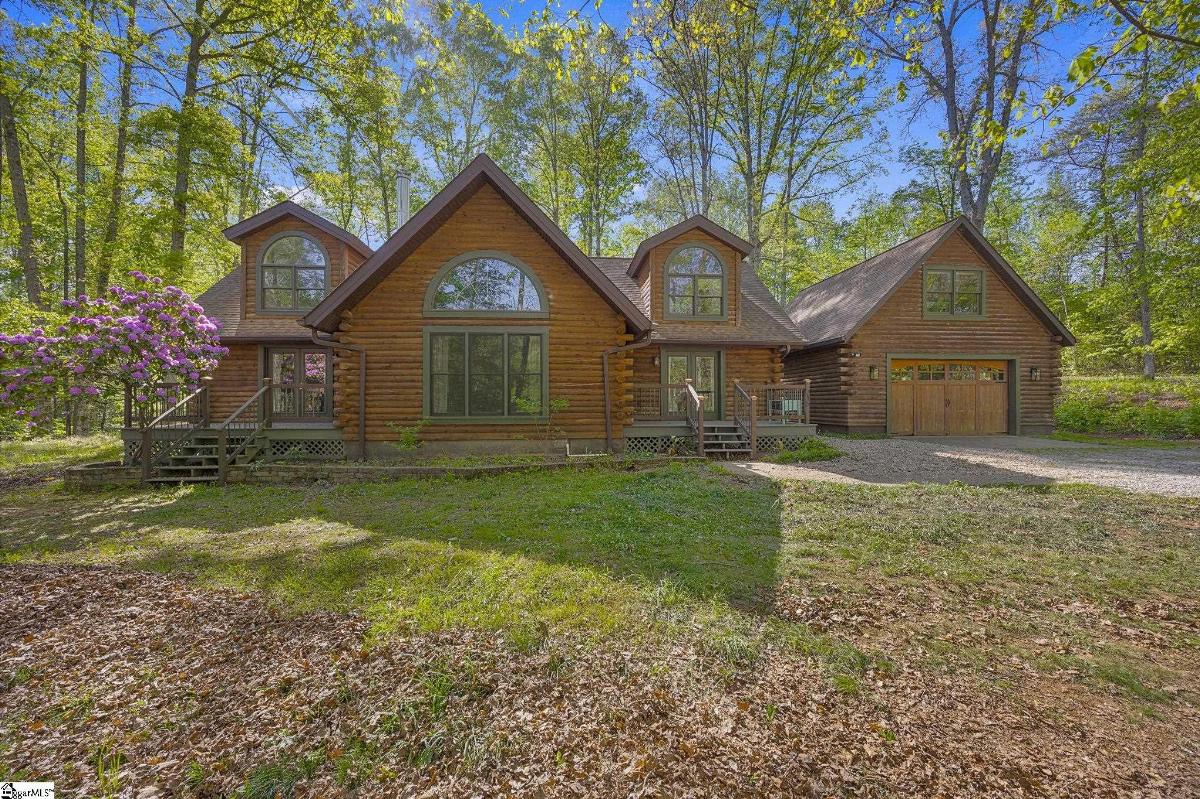 215 Bowen Road