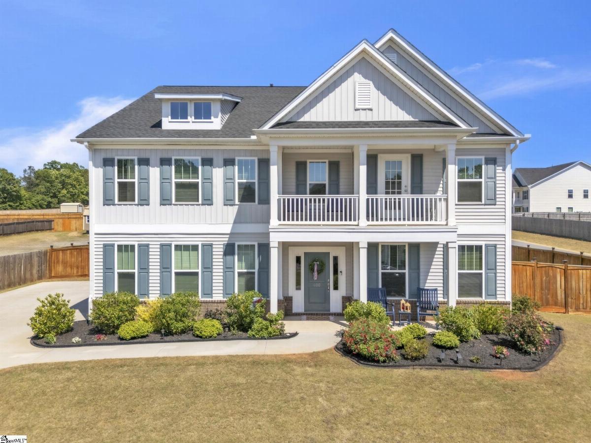 400 N Oak Crest Drive