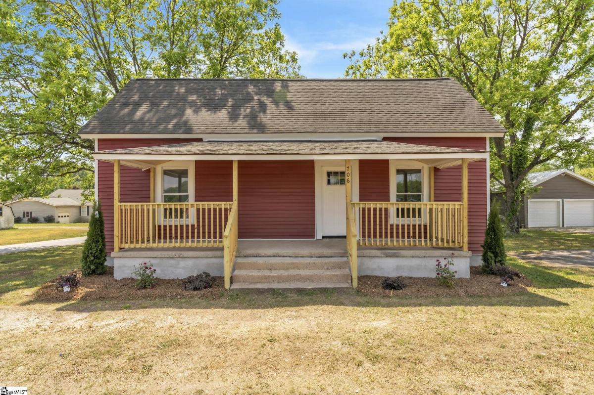 706 S 5th Street