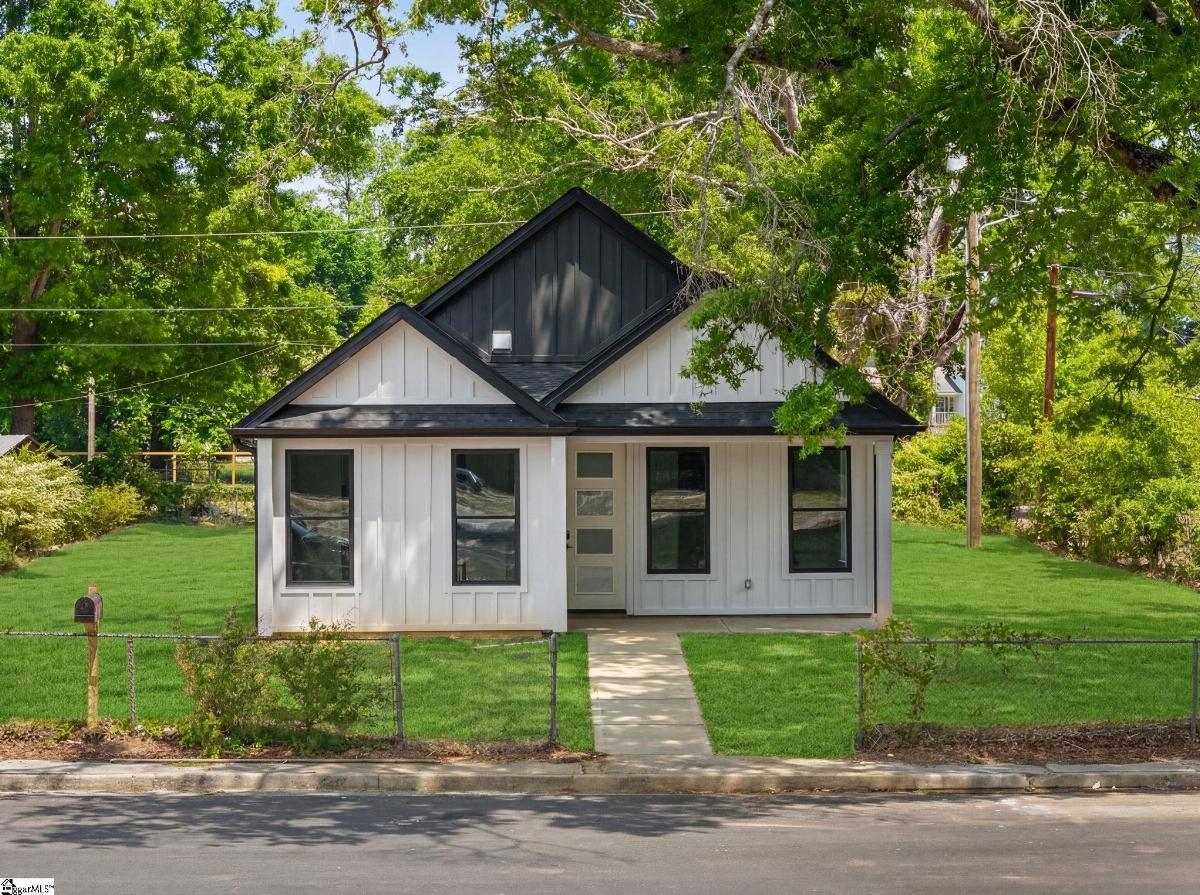 223 Oak Street