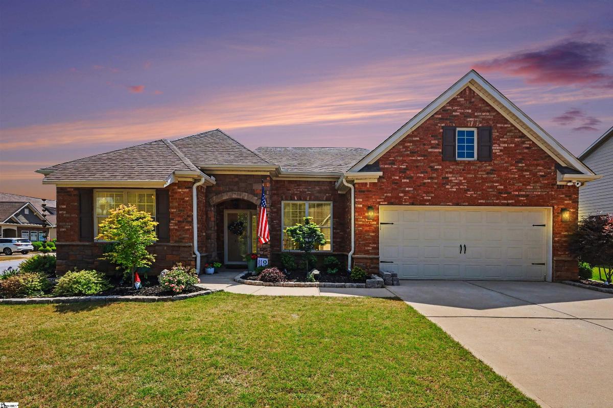 401 Woodland Oaks Court