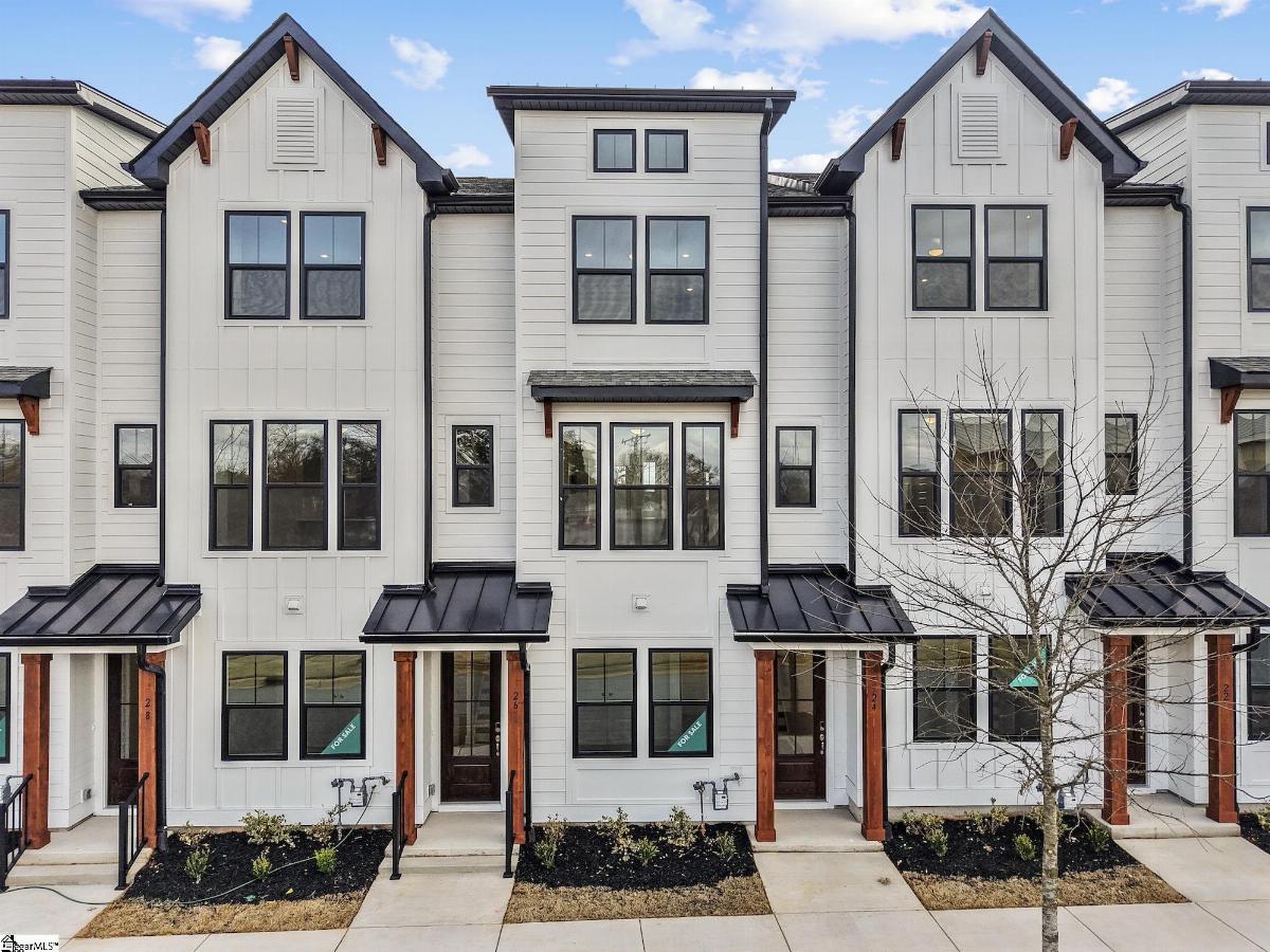 22 Renaissance Row Drive