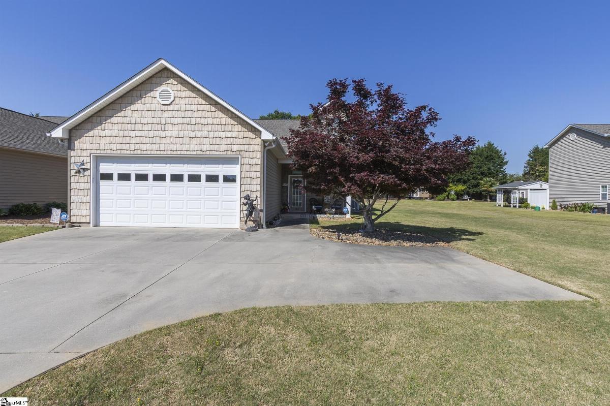 106 Harbour Springs Way