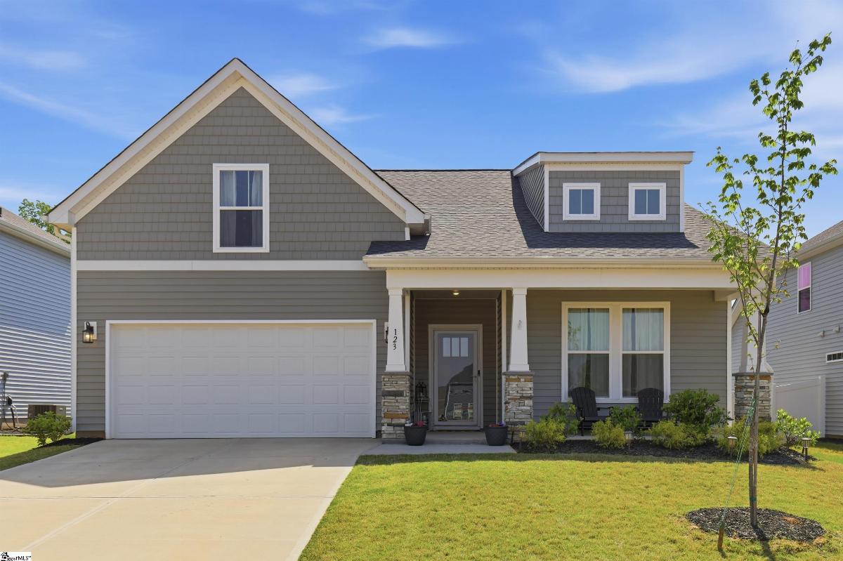 123 Ives Way