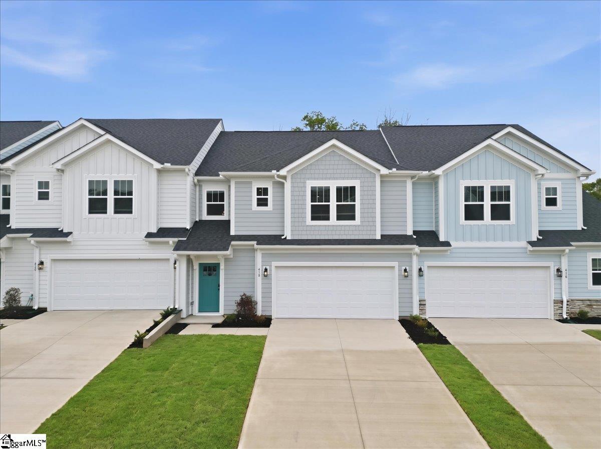 418 Crestcreek Drive