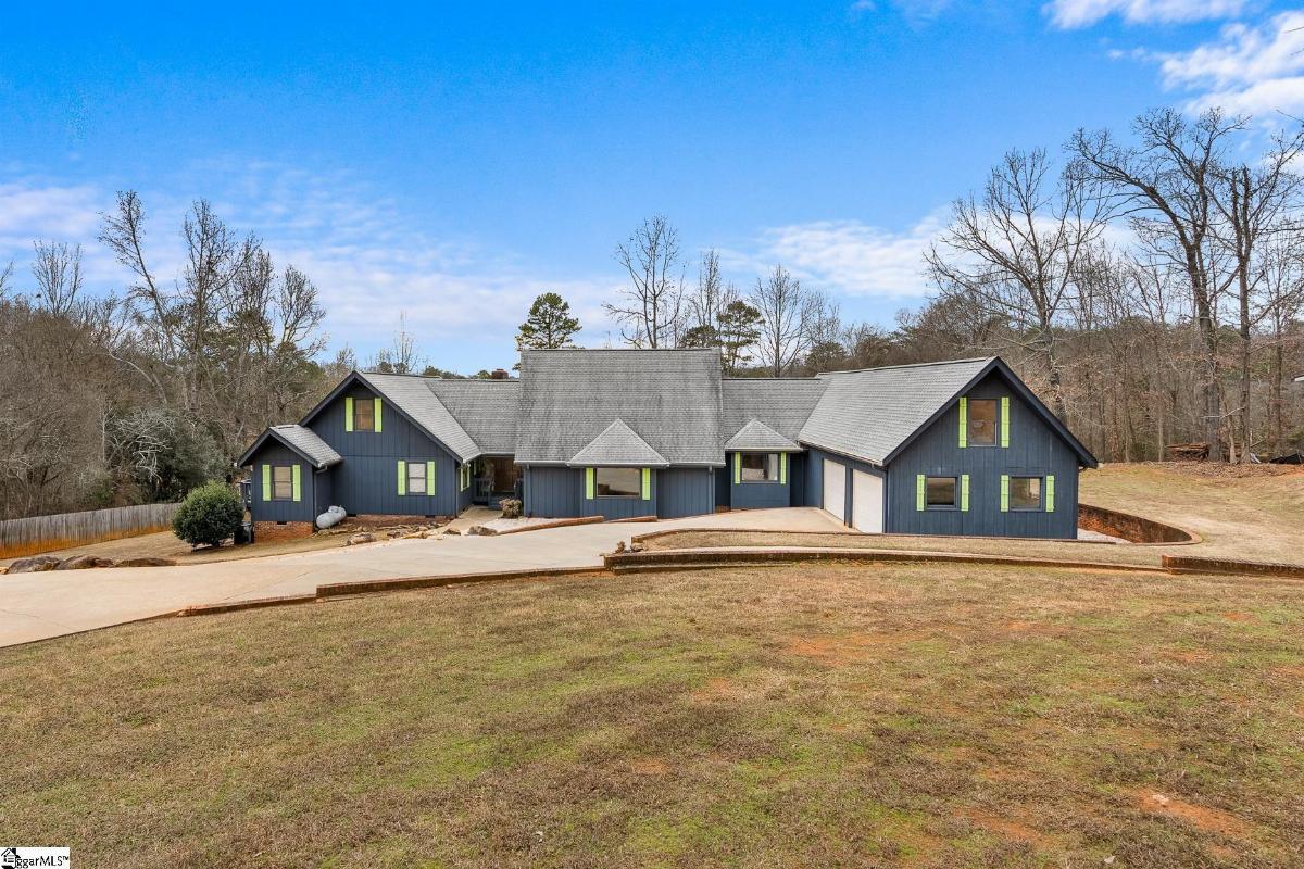 4805 Great Oaks Drive
