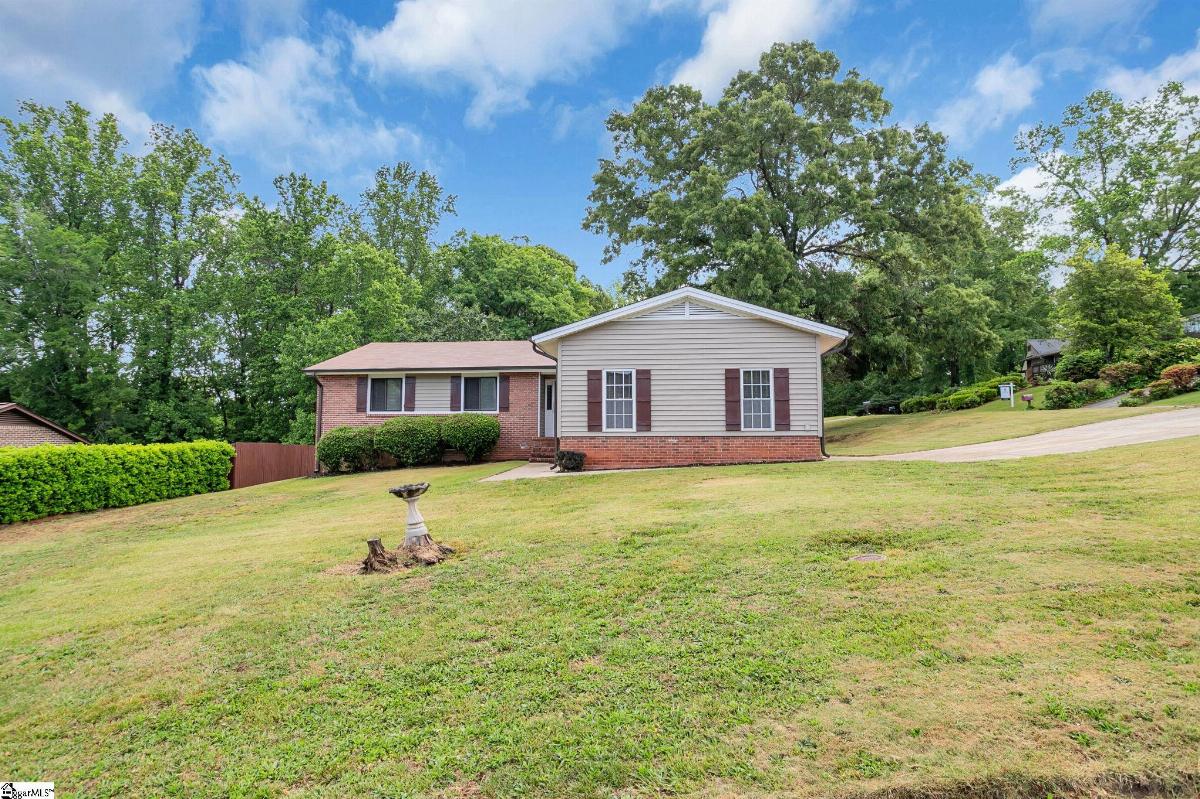 1100 Charter Oak Drive