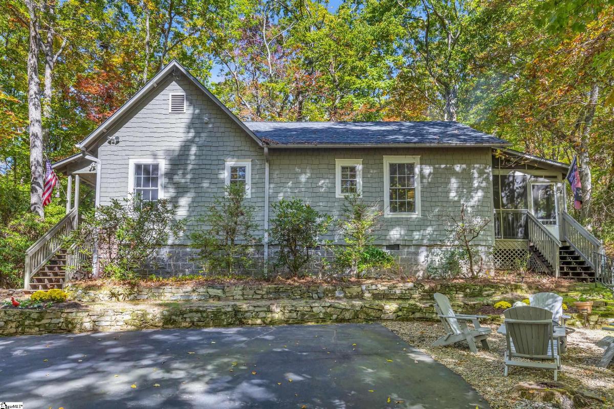 512 Cliff Ridge Drive