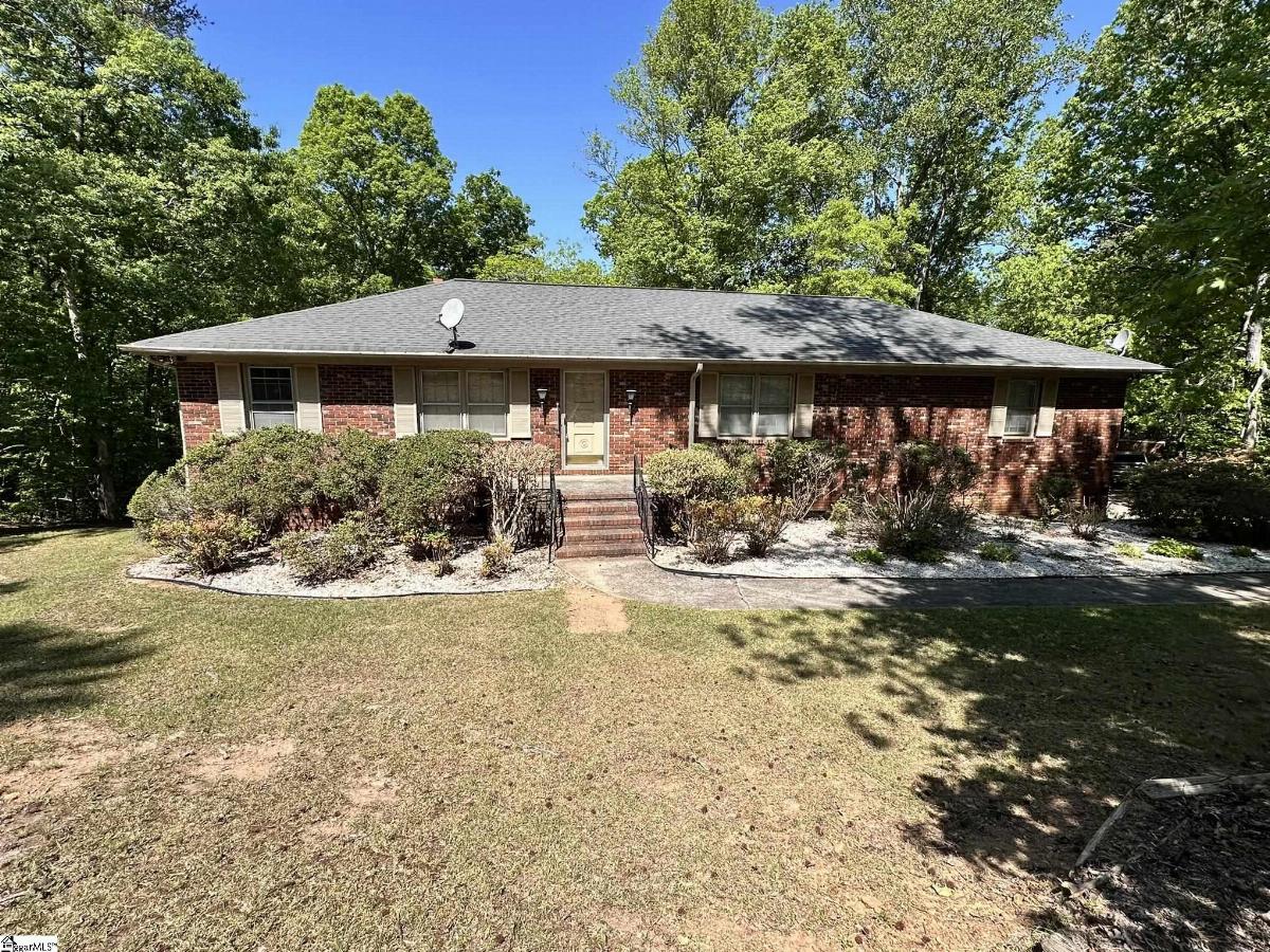 142 Millbrook Circle
