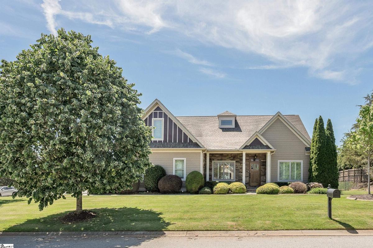 2 Laurel Grove Drive