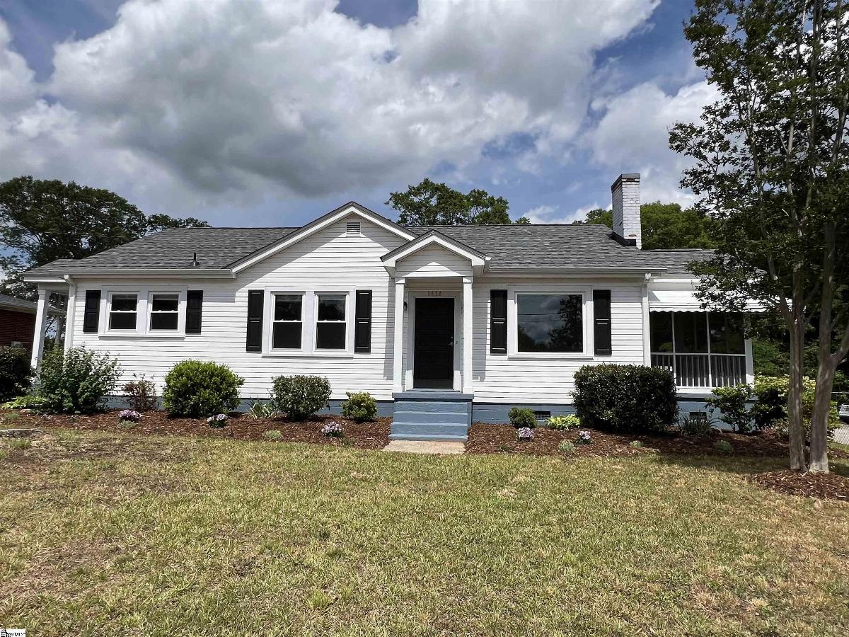 1600 W Parker Road