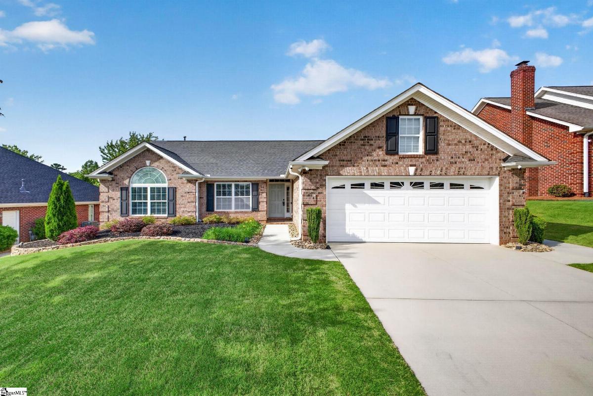 11 Cedarcrest Court