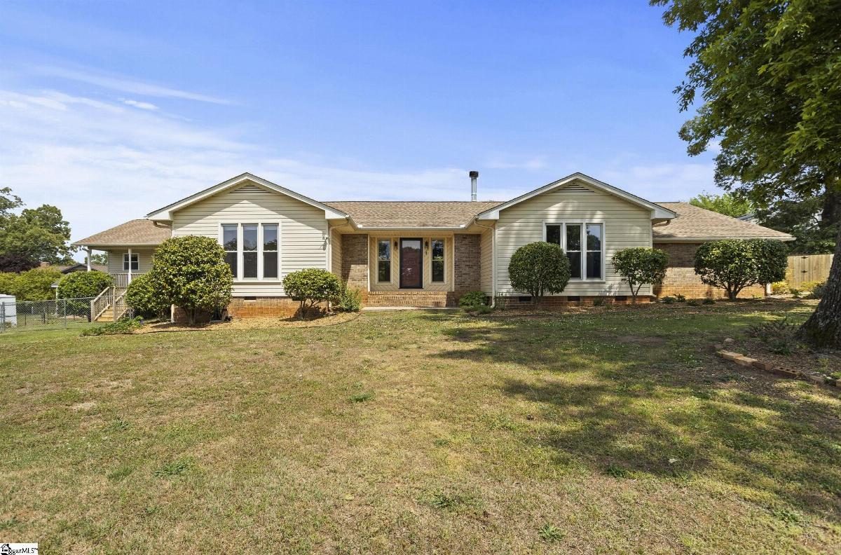 1011 Sierra Drive
