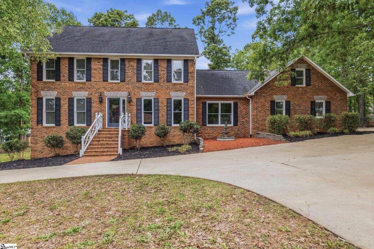 114 Camelot Drive