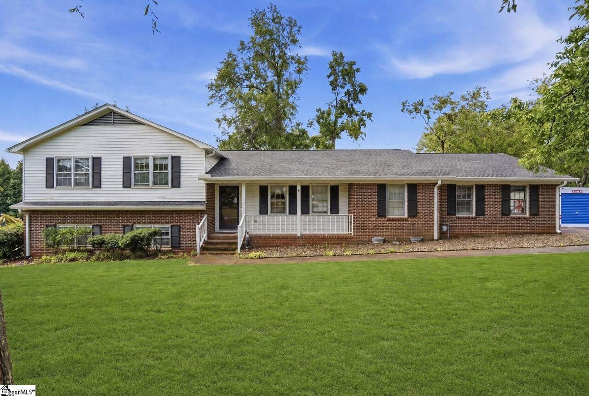 104 Cannon Circle