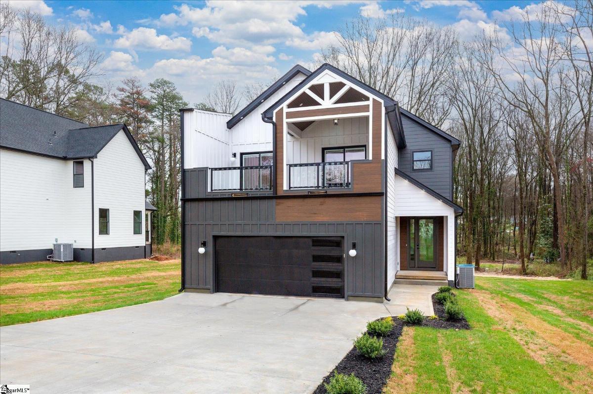 6 McKinley Drive