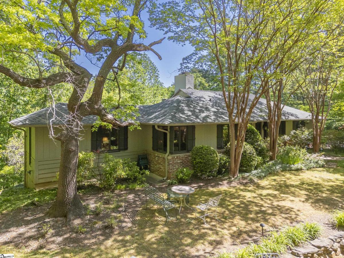484 Sourwood Ridge Road