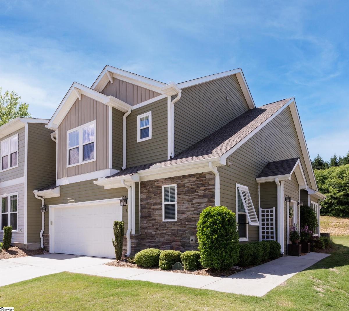 15 Creekhaven Lane
