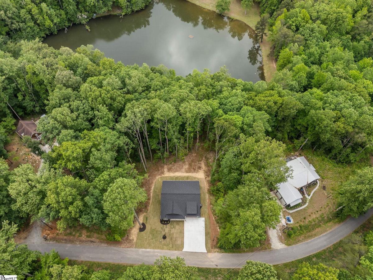 16 Forest Drive