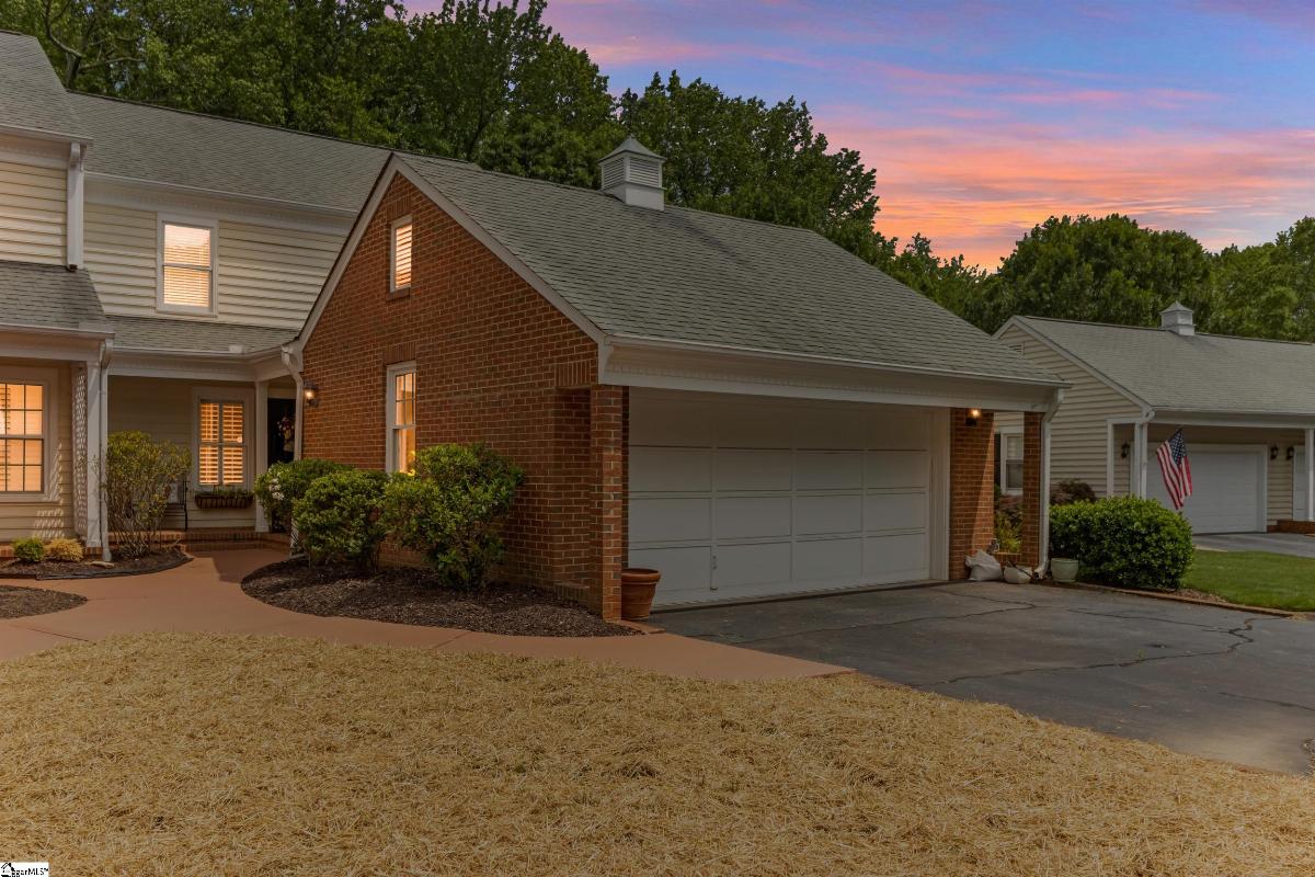 1272 Shadow Way