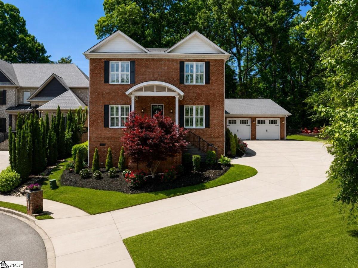 19 English Ivy Lane