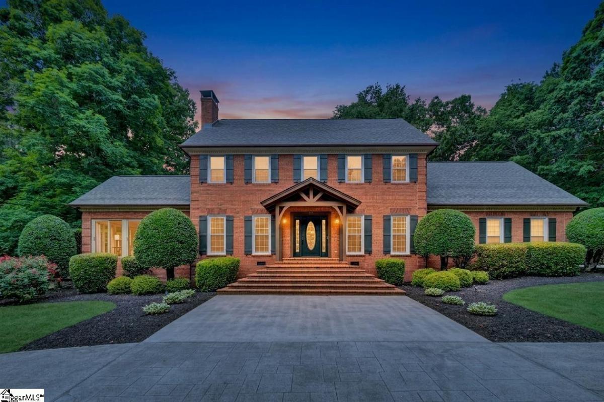 102 Wood Creek Drive