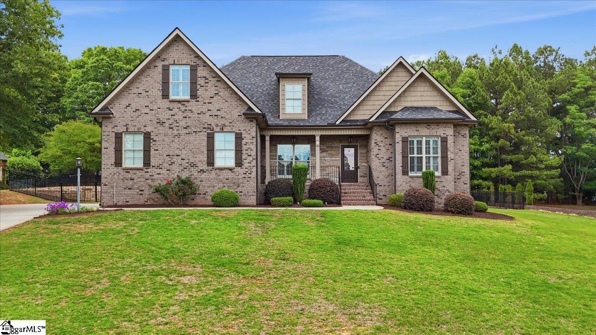 124 Holly Ridge Drive