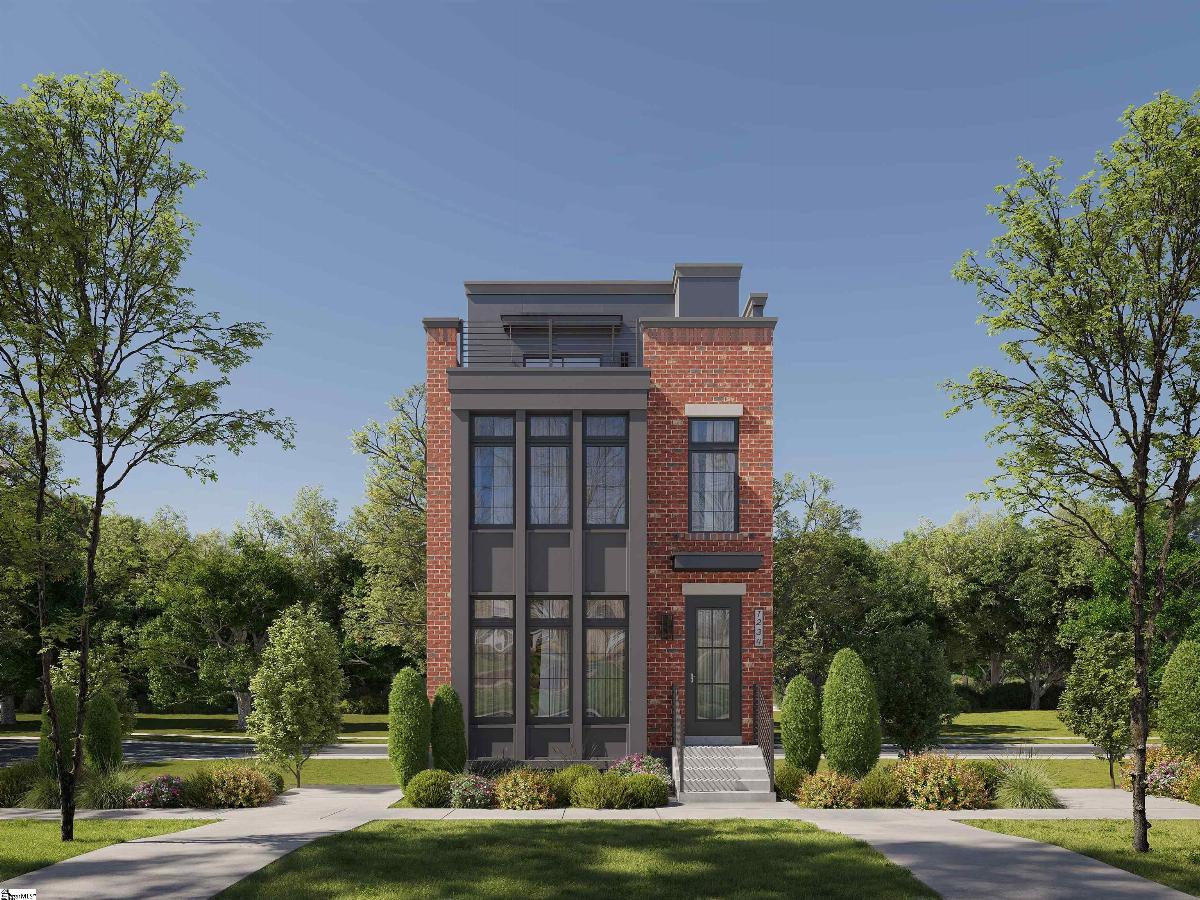 104 Claussen Avenue