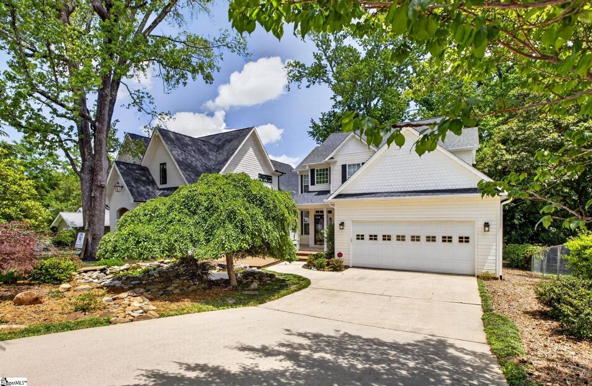 2A Simmons Court