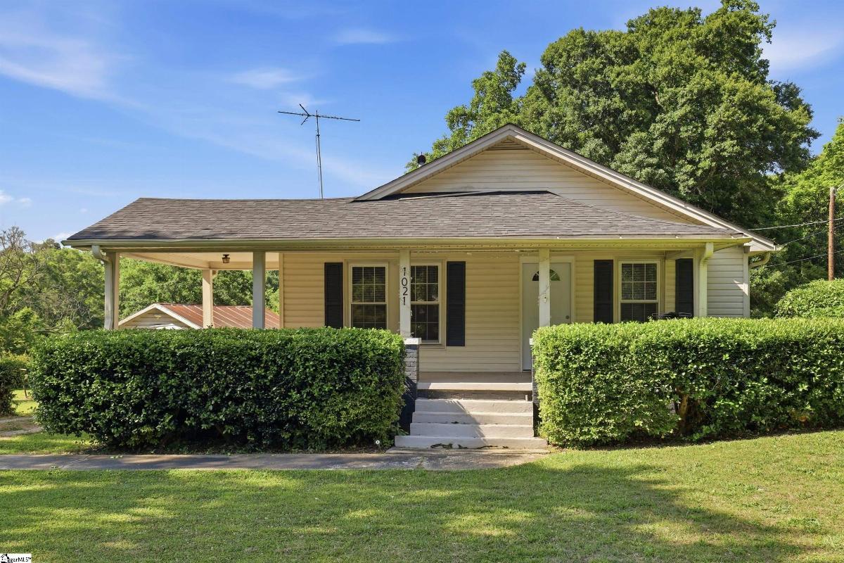 1021 Gentry Memorial Highway