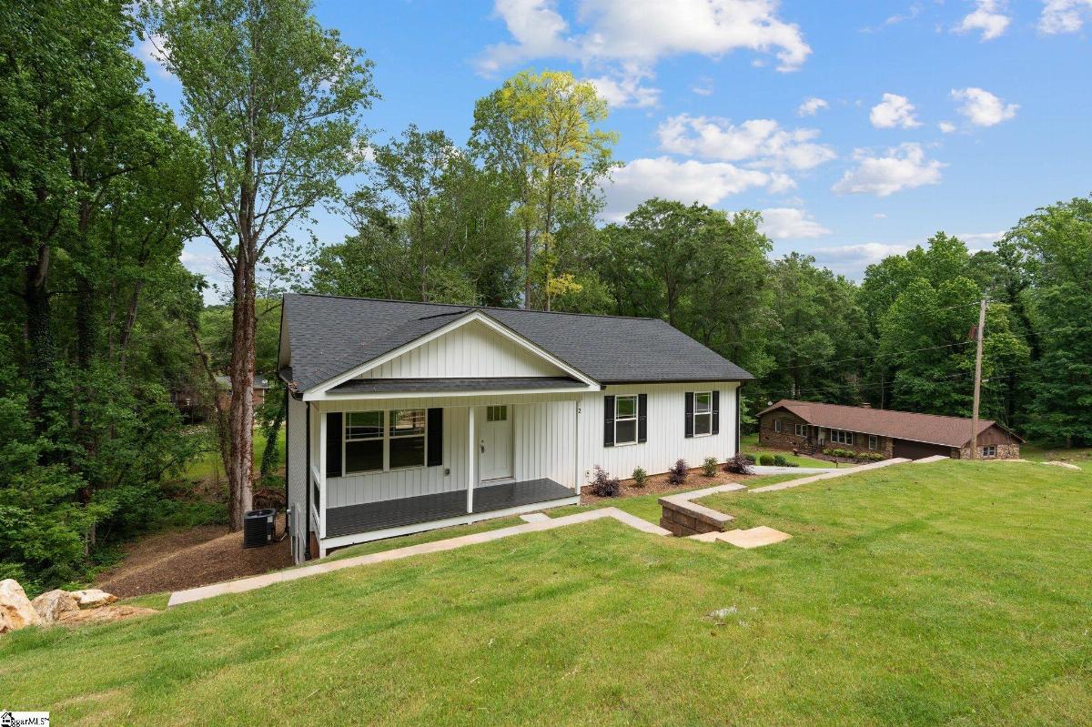 2 Hillbrook Road
