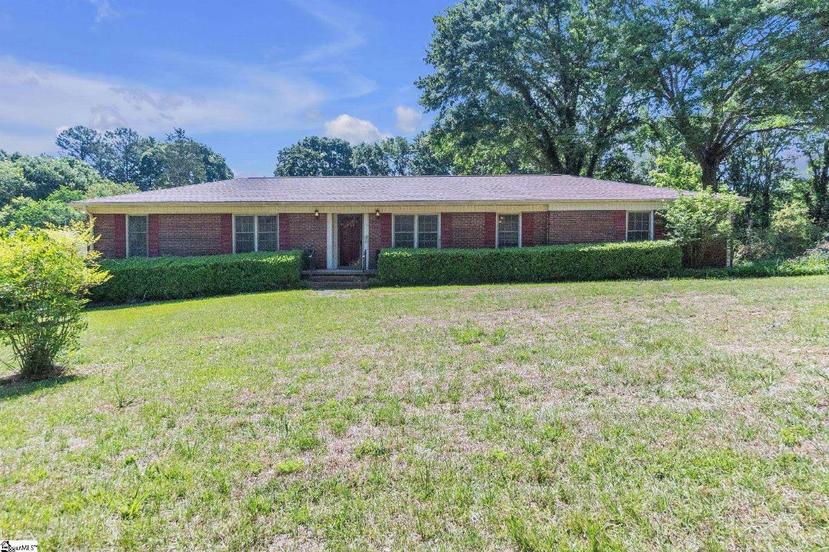 206 Green Forest Drive