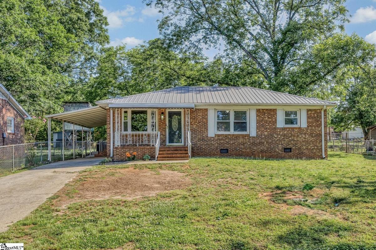 109 Center Drive