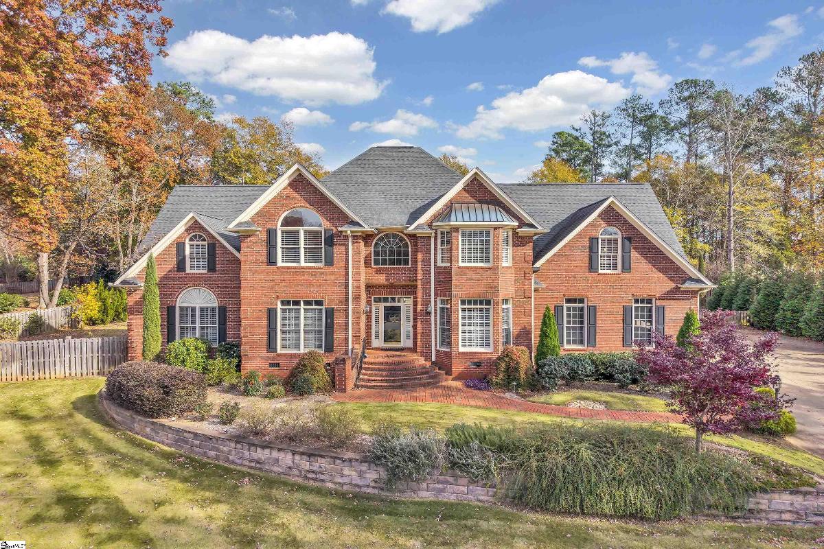 111 W Woodglen Road