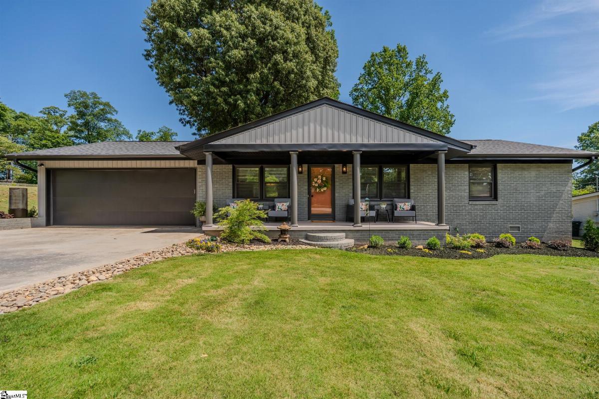 201 Carolyn Road