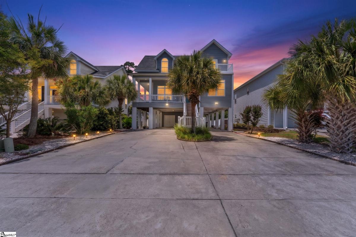 407 5th  Ave. South
