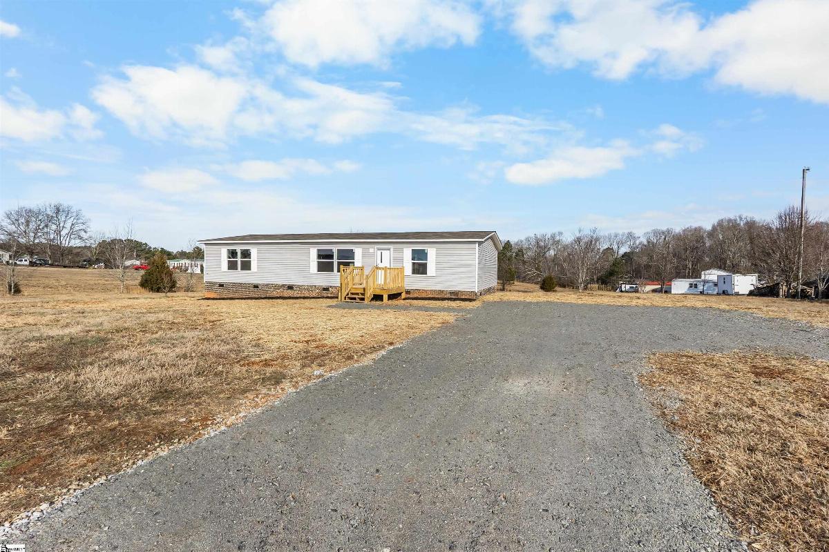 585 Happy Valley Road